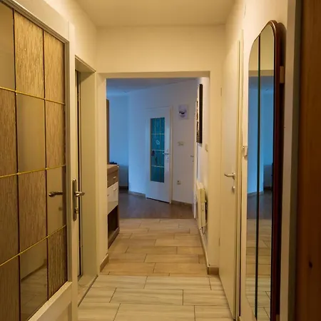 Honey Bee Apartamento *