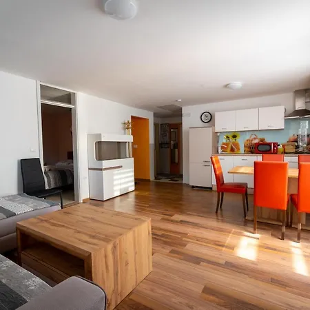 Honey Bee Appartement Bled