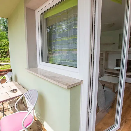 Honey Bee Lejlighed *