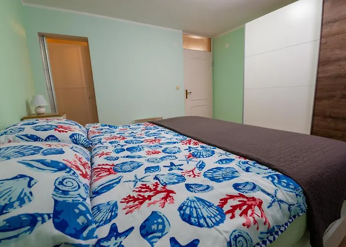 アパート Honey Bee ブレッド