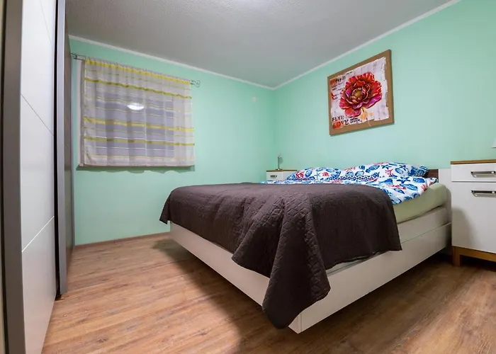 Honey Bee アパート *