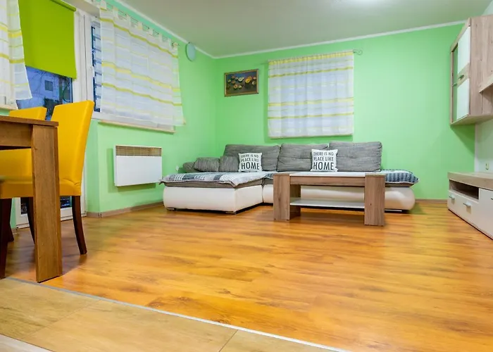 アパート Honey Bee ブレッド