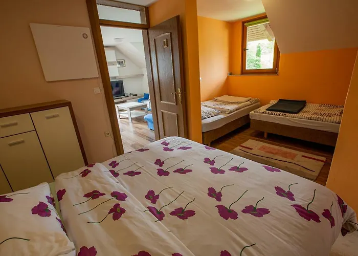 Honey Bee アパート *